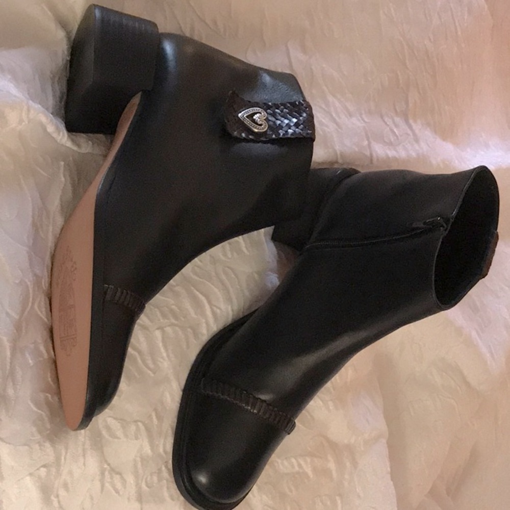 Brighton “Lonnie 2” Black Leather Ankle Boots